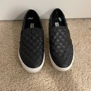 Steve Madden ECENTRCQ Slip On Sneakers